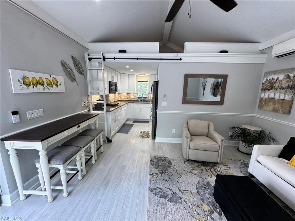 RIVERBEND MOTORCOACH RESORT - Land