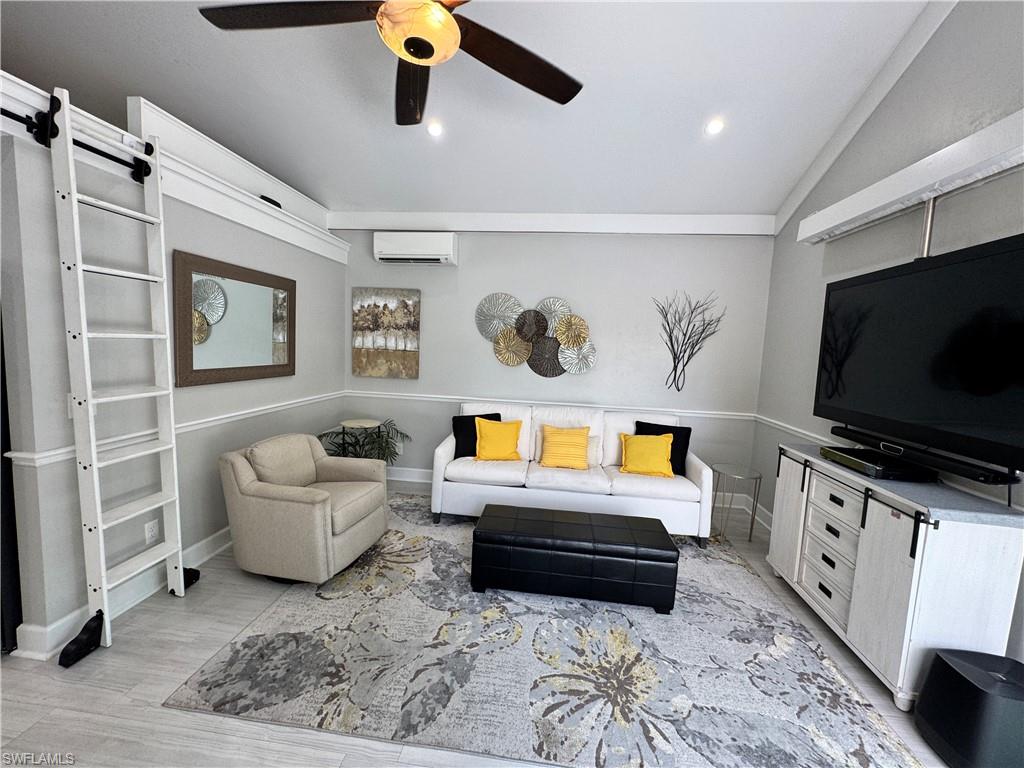 RIVERBEND MOTORCOACH RESORT - Land