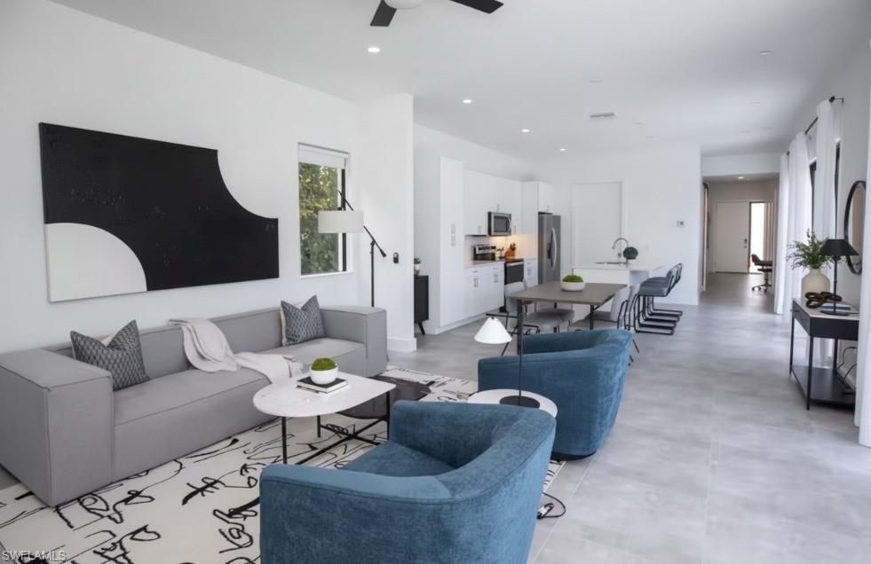 3015 KAREN DR