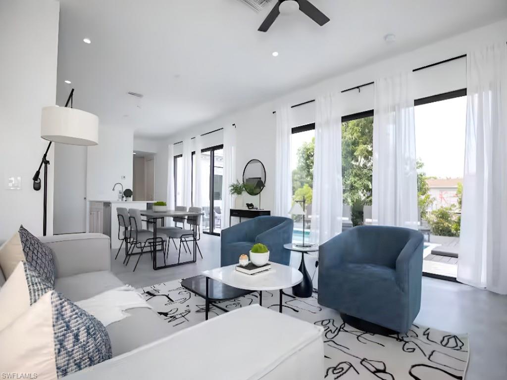3015 KAREN DR