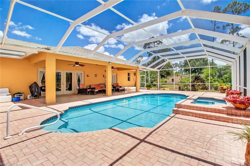 GOLDEN GATE ESTATES - Residential