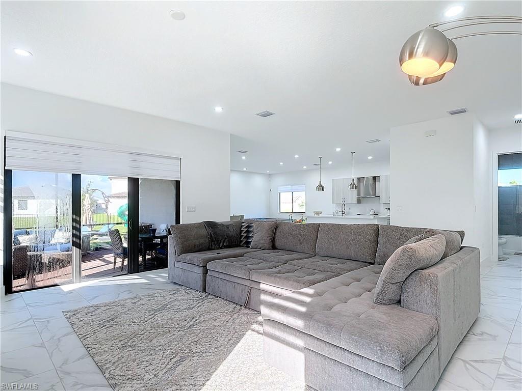 5105 Gambero WAY