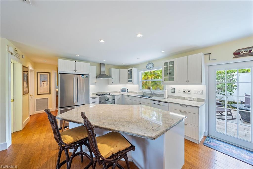 OLDE NAPLES - Residential