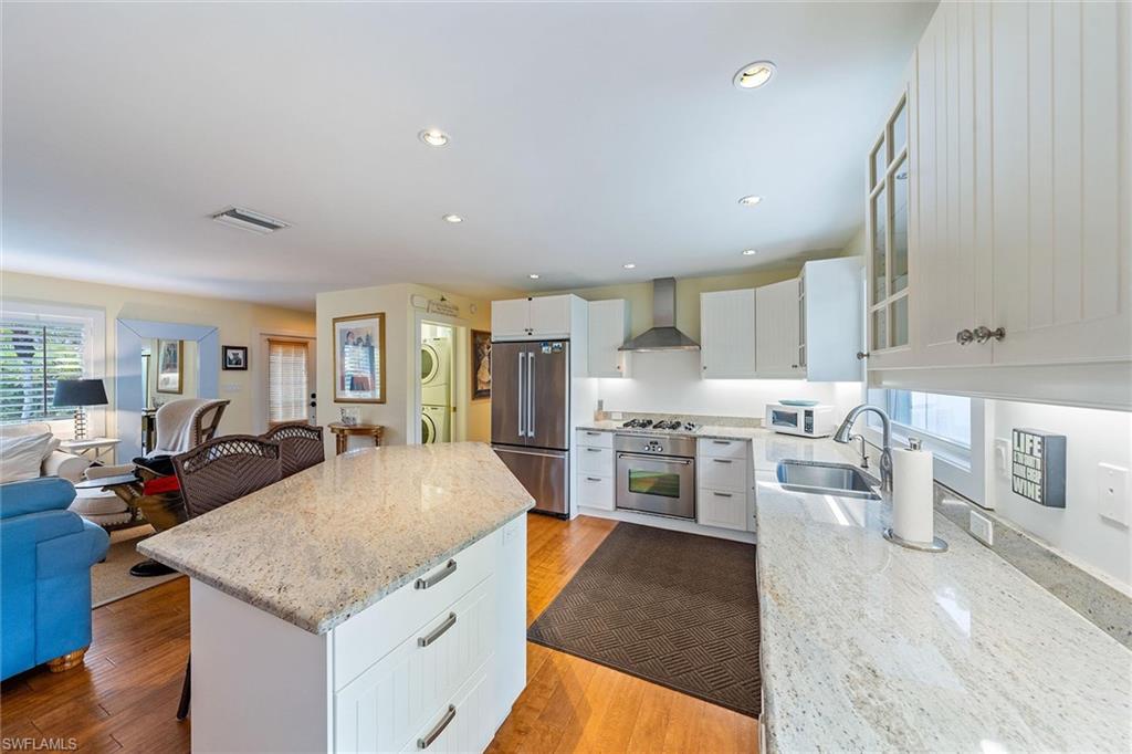 OLDE NAPLES - Residential