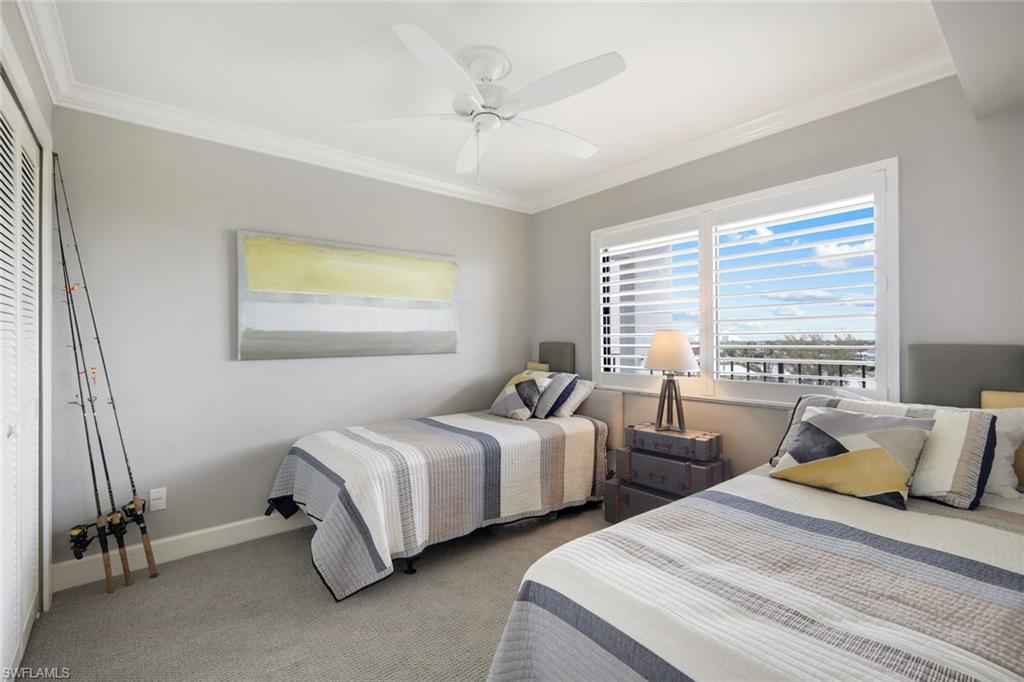 LITTLE HICKORY BAY - Residential