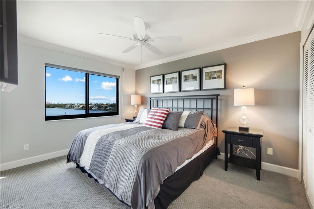 LITTLE HICKORY BAY - Residential