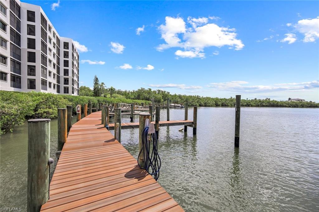 LITTLE HICKORY BAY - Residential