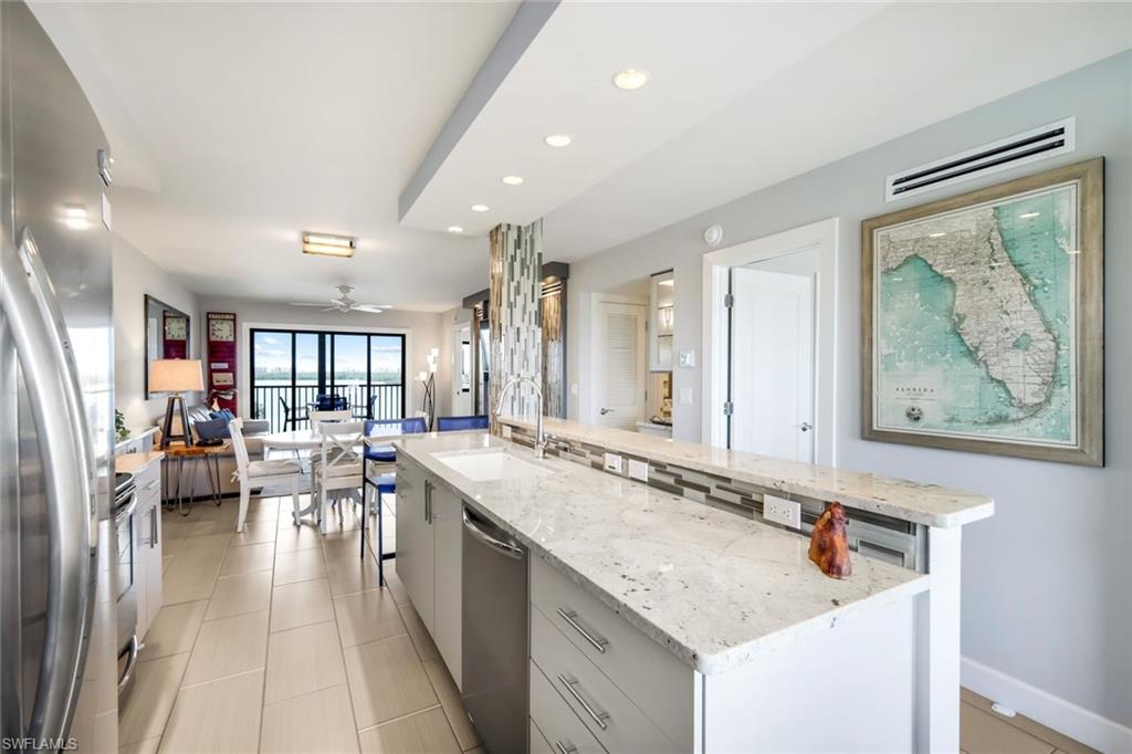 LITTLE HICKORY BAY - Residential