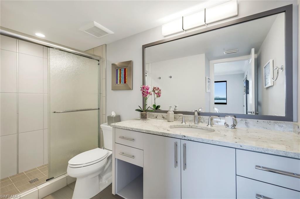 LITTLE HICKORY BAY - Residential