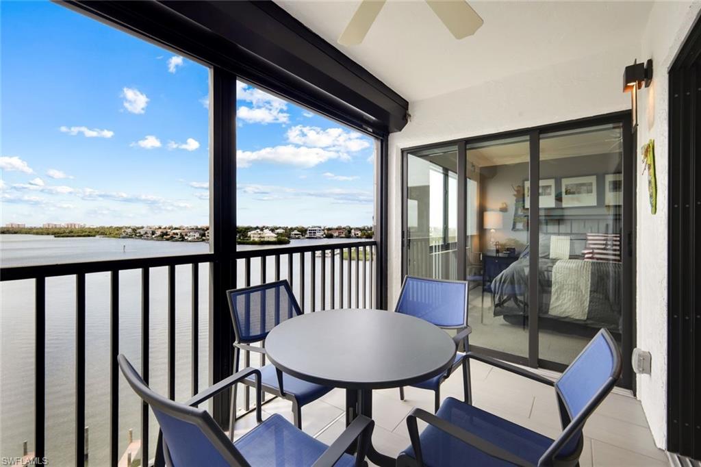 LITTLE HICKORY BAY - Residential