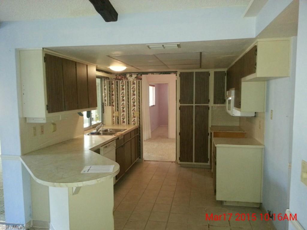 COUNTRY CLUB ESTATES - Residential