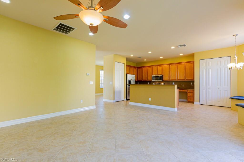 BOTANICA LAKES - Residential