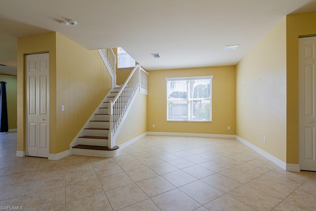 BOTANICA LAKES - Residential