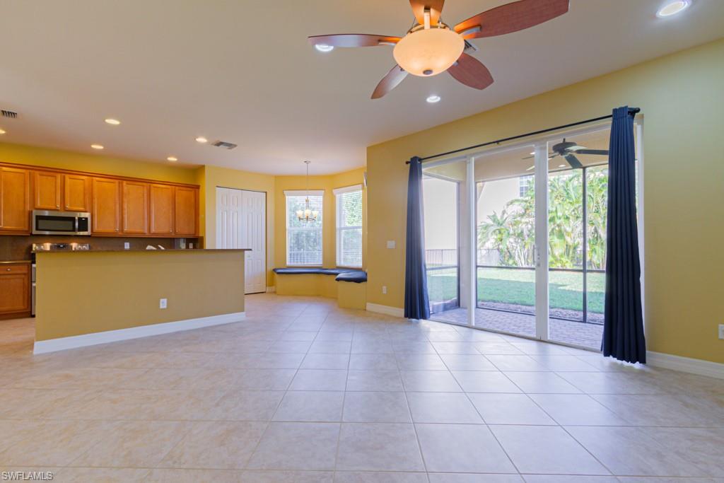 BOTANICA LAKES - Residential