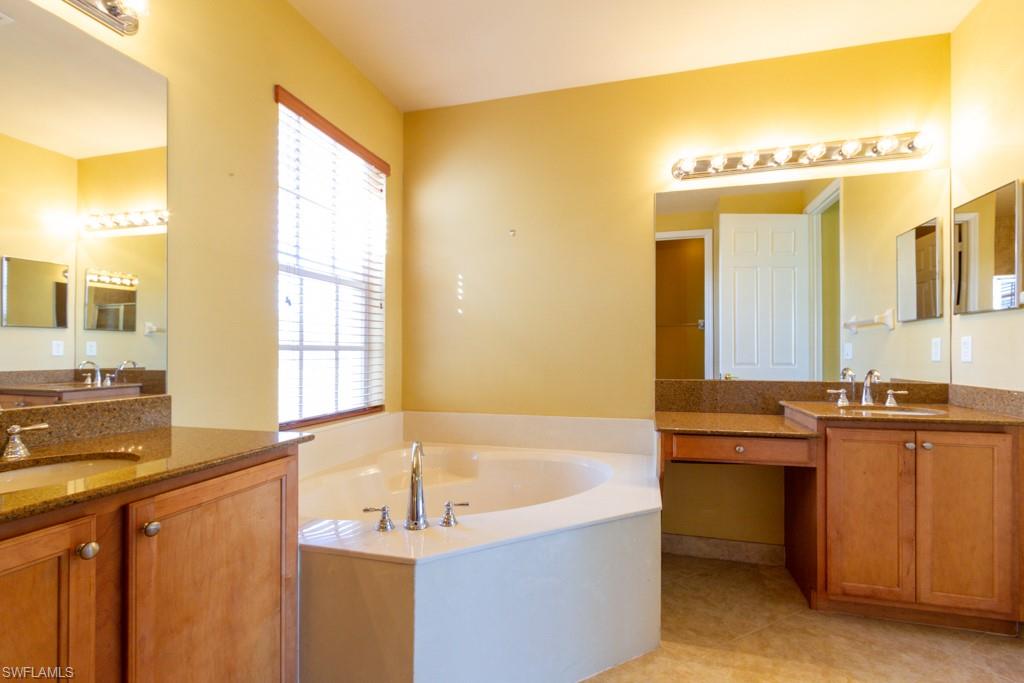 BOTANICA LAKES - Residential