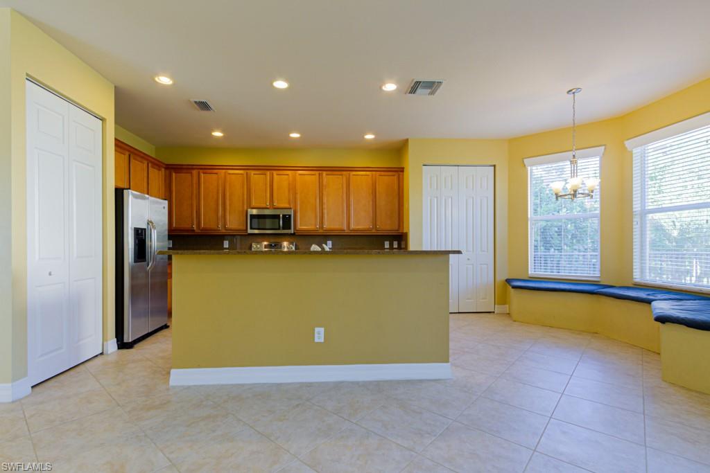 BOTANICA LAKES - Residential