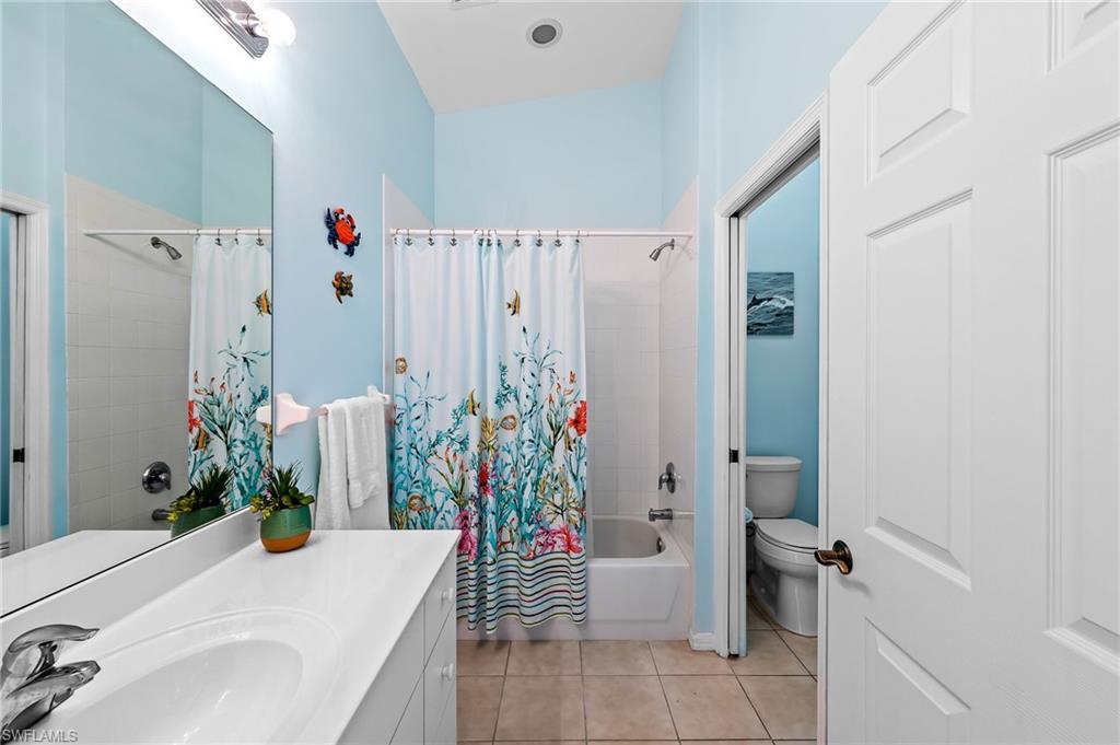 AMELIA LAKE - Residential