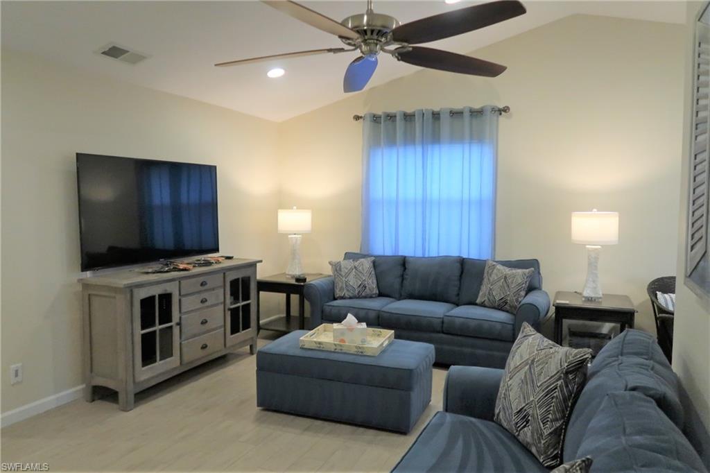 CLUB AT CRYSTAL LAKE CONDOMINIUM - Residential