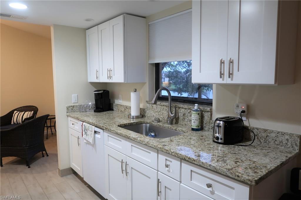 CLUB AT CRYSTAL LAKE CONDOMINIUM - Residential