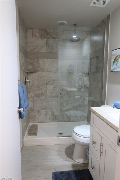 CLUB AT CRYSTAL LAKE CONDOMINIUM - Residential