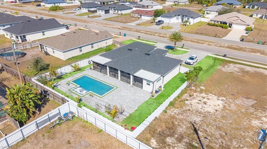 CAPE CORAL - Residential