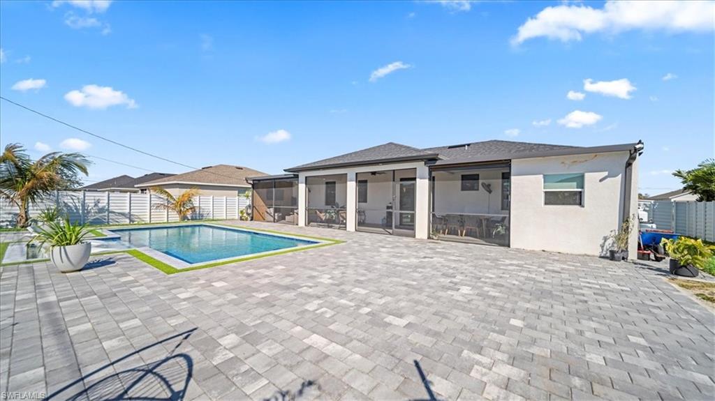 CAPE CORAL - Residential