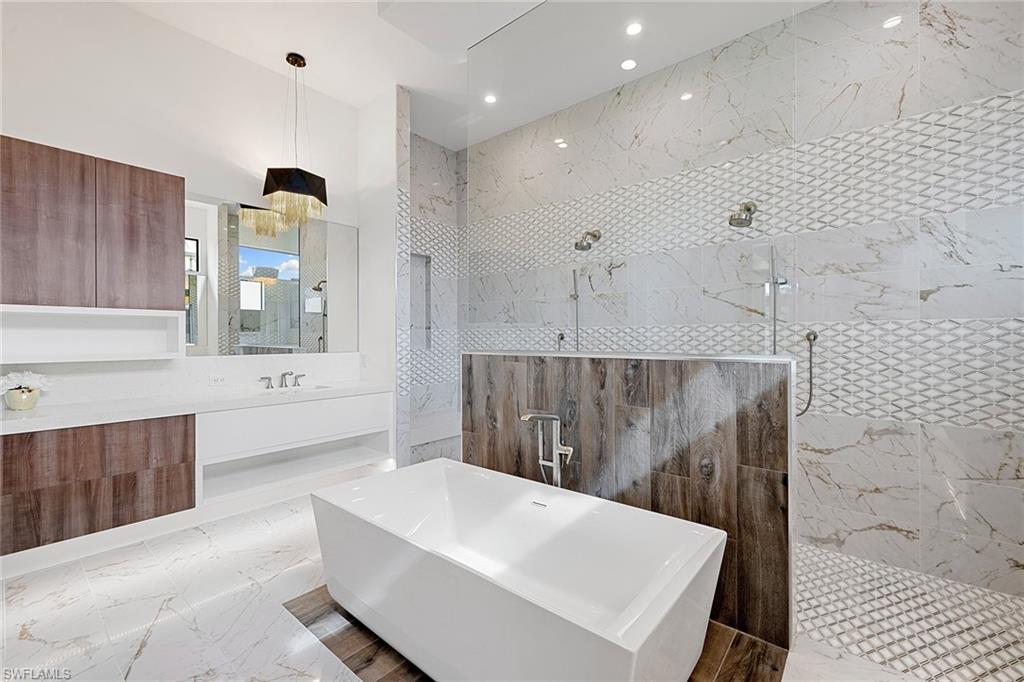 PINE RIDGE - Residential