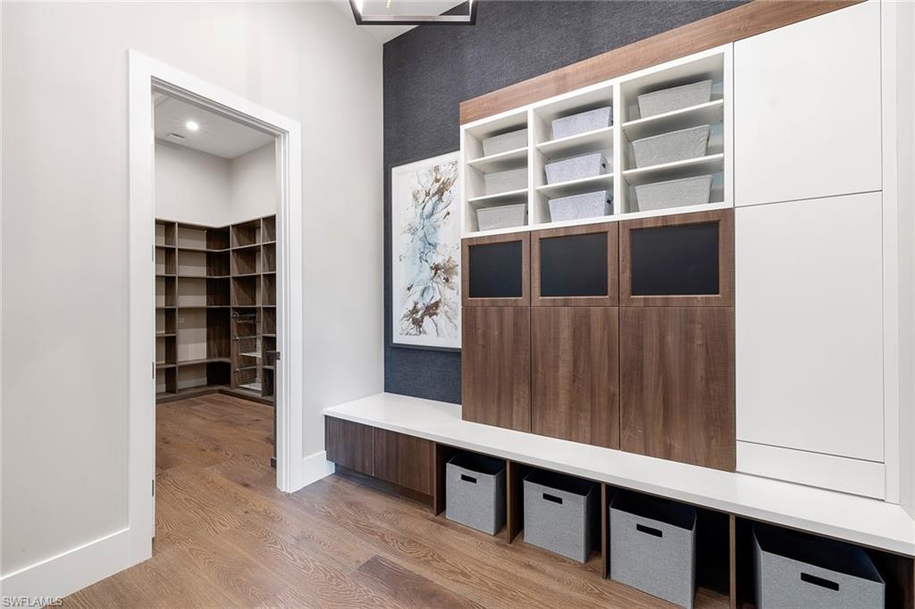 PINE RIDGE - Residential