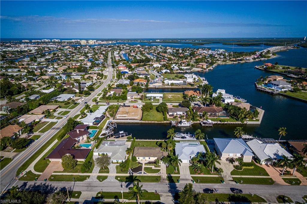 MARCO ISLAND - Residential