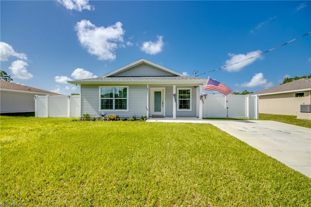 LEHIGH ACRES - Residential