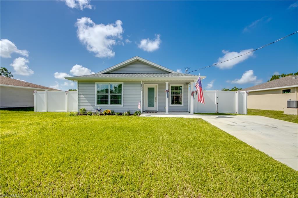 LEHIGH ACRES - Residential