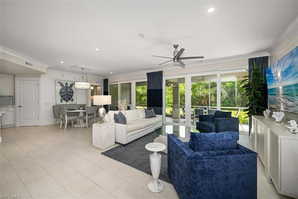 172 Indies DR E 102