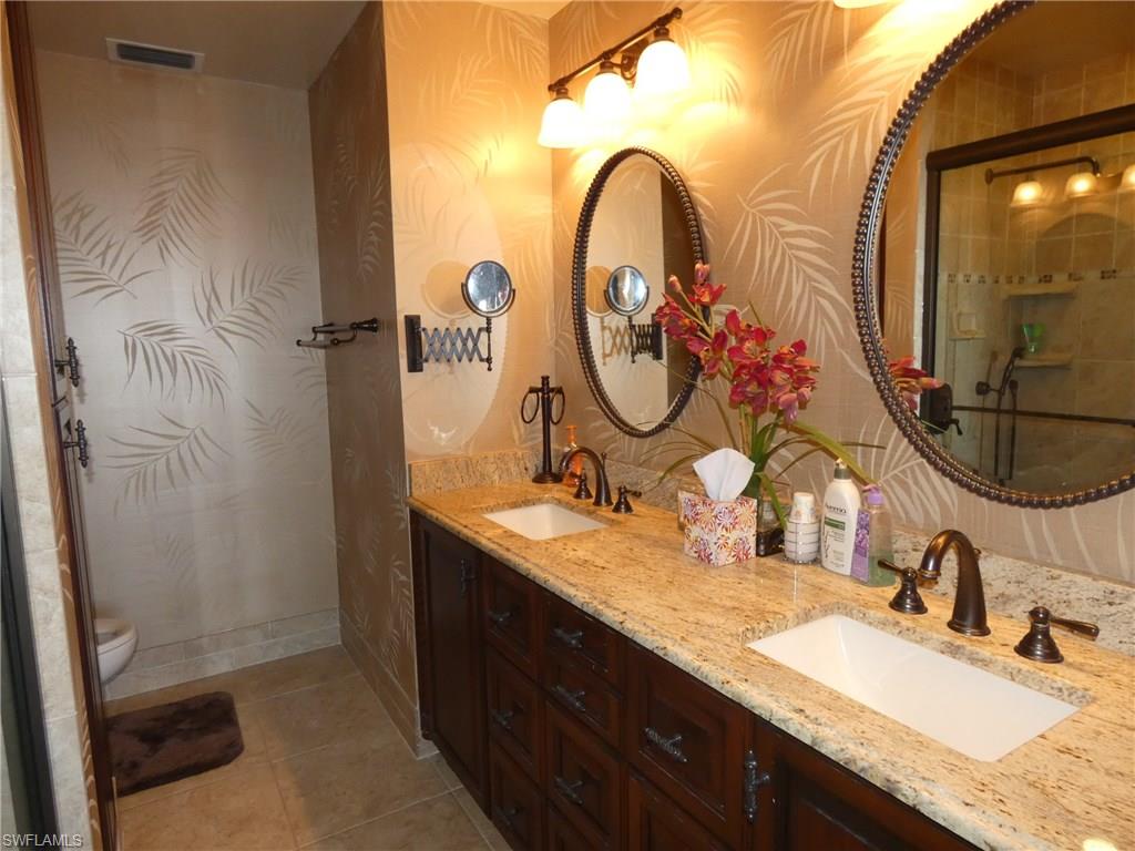 HIBISCUS POINTE - Residential