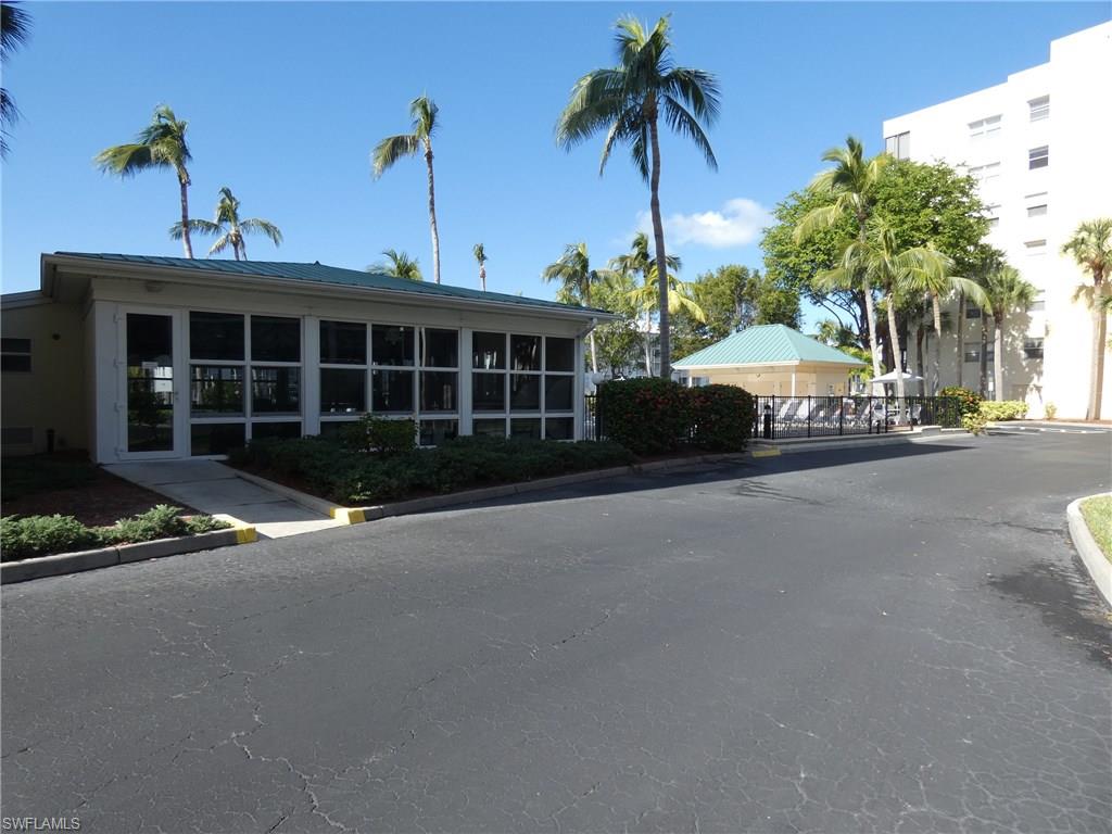 HIBISCUS POINTE - Residential