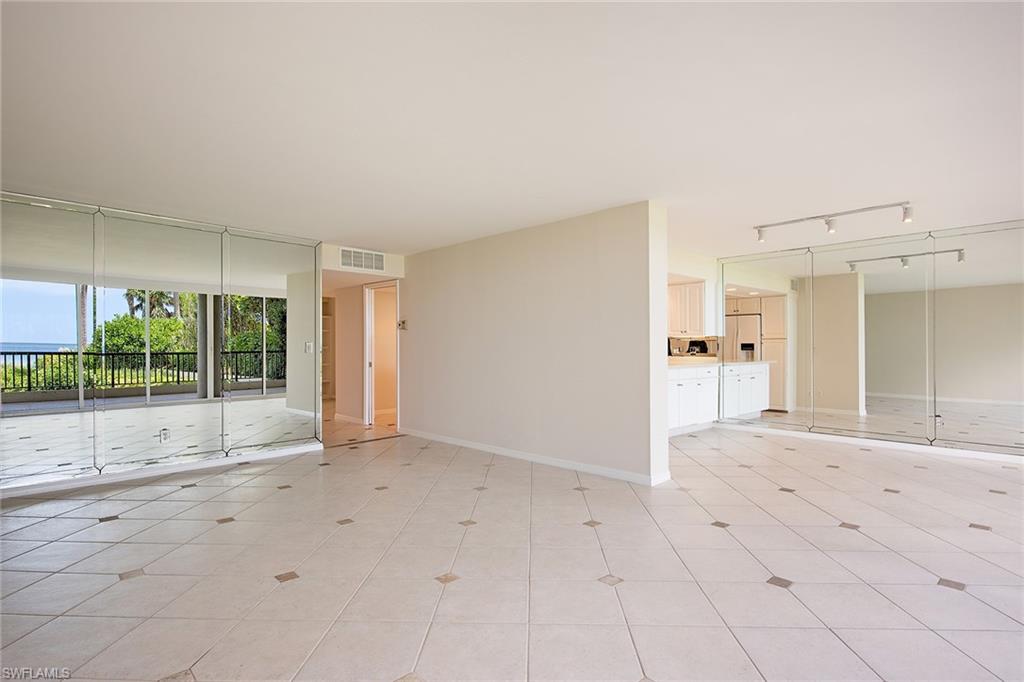 ADMIRALTY POINT - Residential