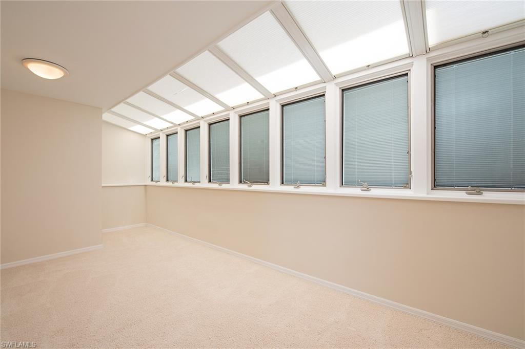 ADMIRALTY POINT - Residential