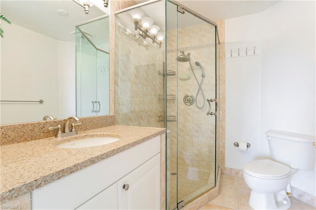 GREENWOOD VILLAGE AT KINGS LAKE - Residential