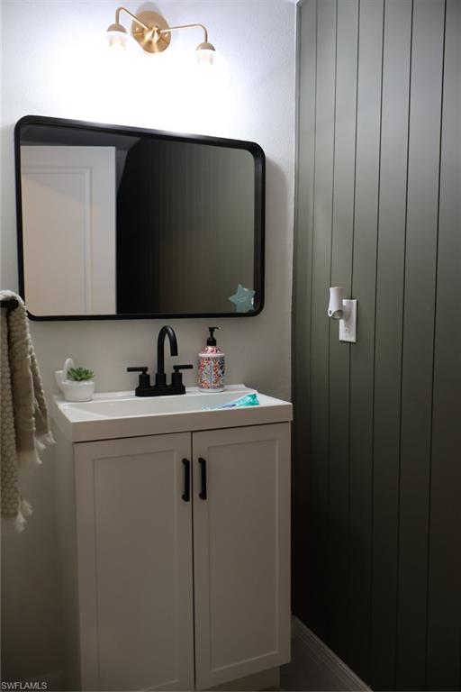 BAYSHORE COMMONS - Residential