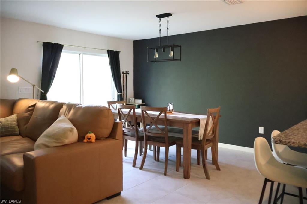 BAYSHORE COMMONS - Residential