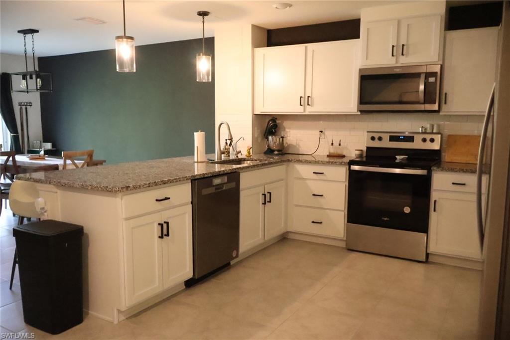 BAYSHORE COMMONS - Residential