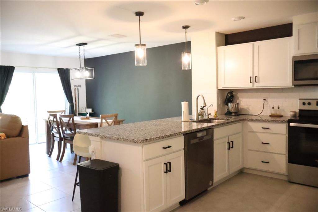 BAYSHORE COMMONS - Residential