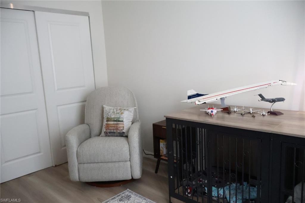 BAYSHORE COMMONS - Residential