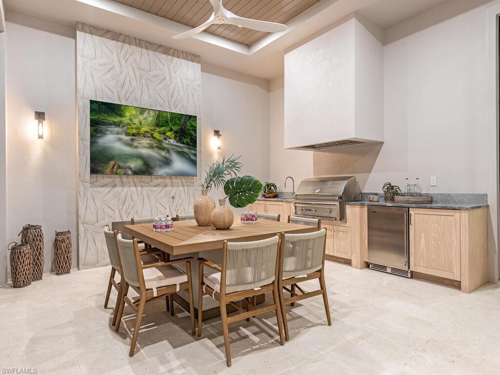 PARK SHORE - Residential