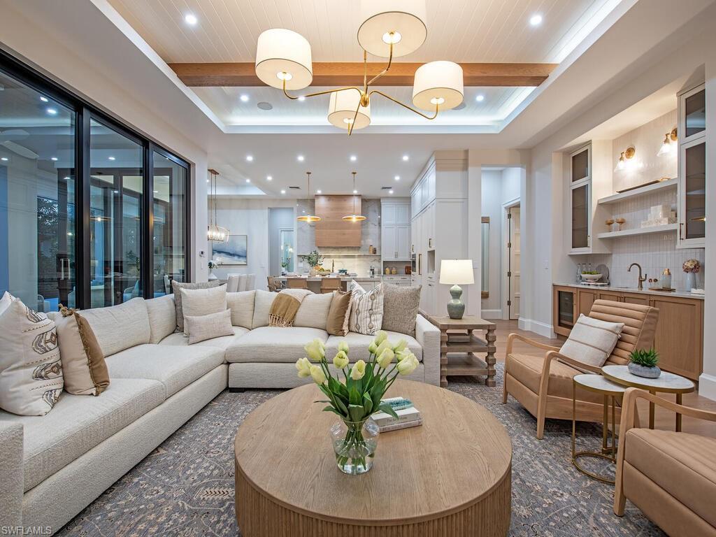 PARK SHORE - Residential