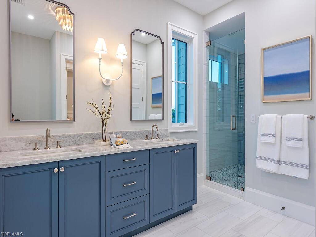 PARK SHORE - Residential