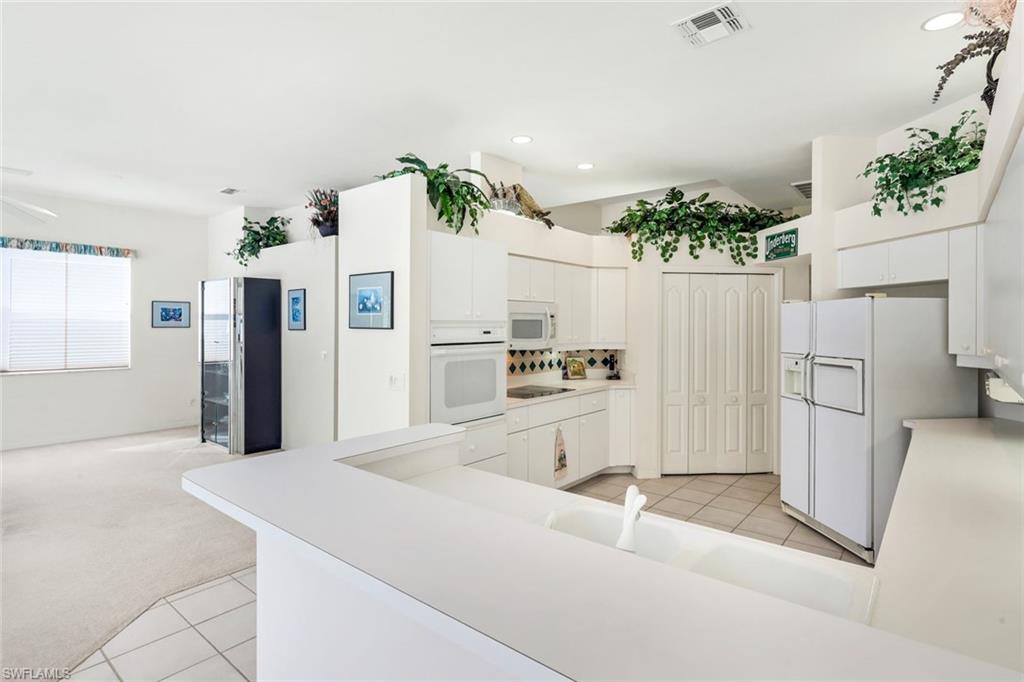 BAY CEDAR - Residential