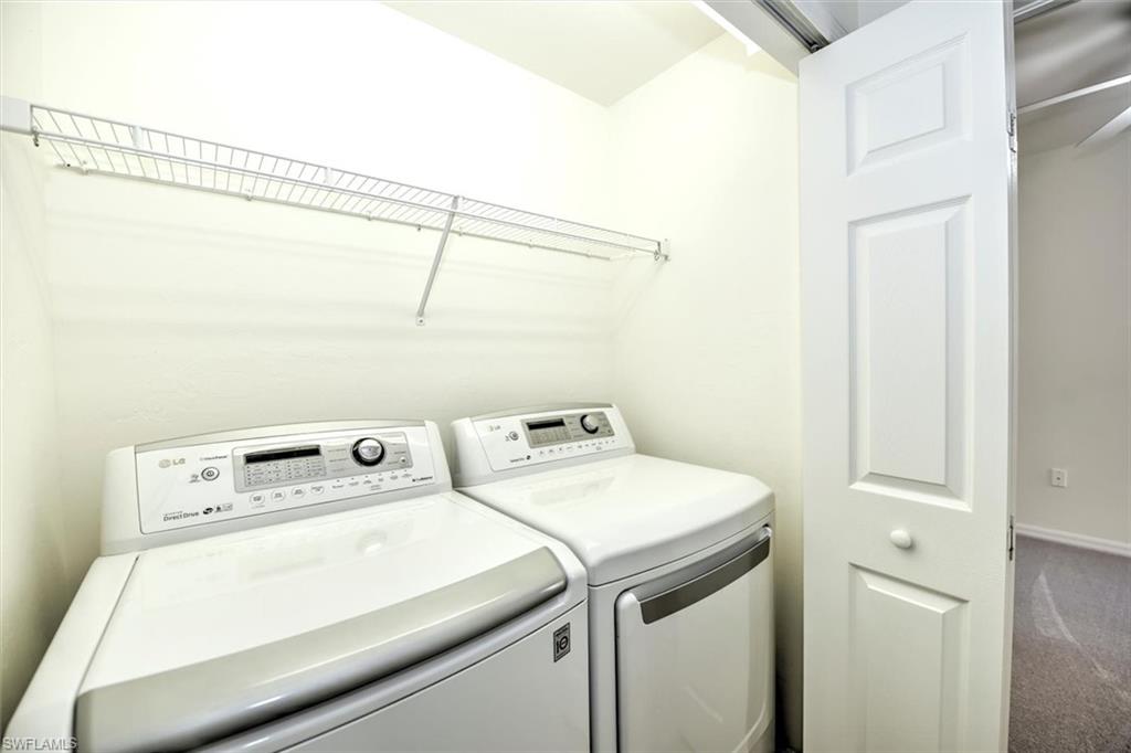 SABAL POINTE - Residential