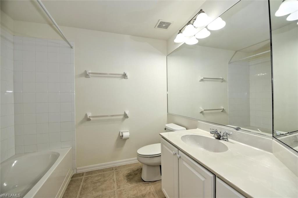 SABAL POINTE - Residential