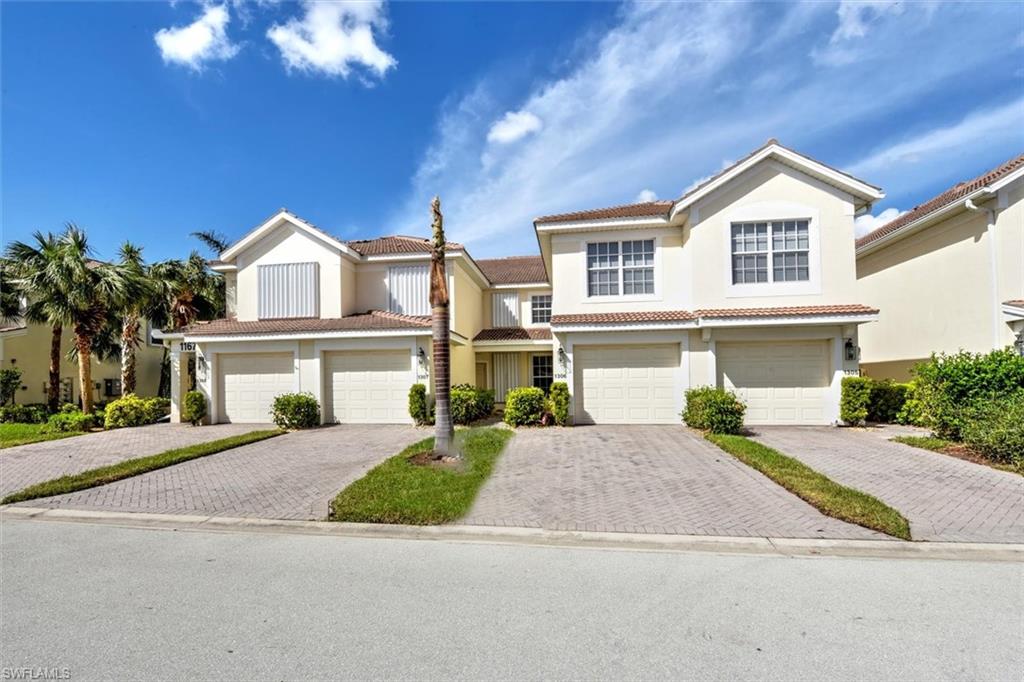 SABAL POINTE - Residential