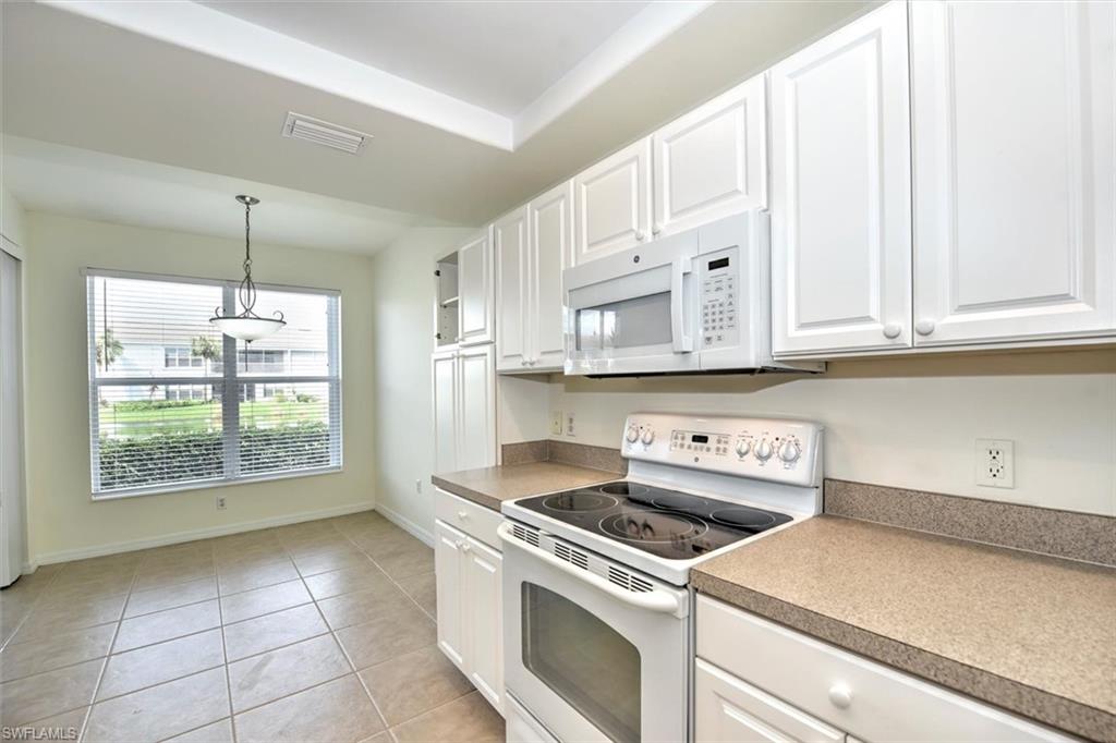 SABAL POINTE - Residential